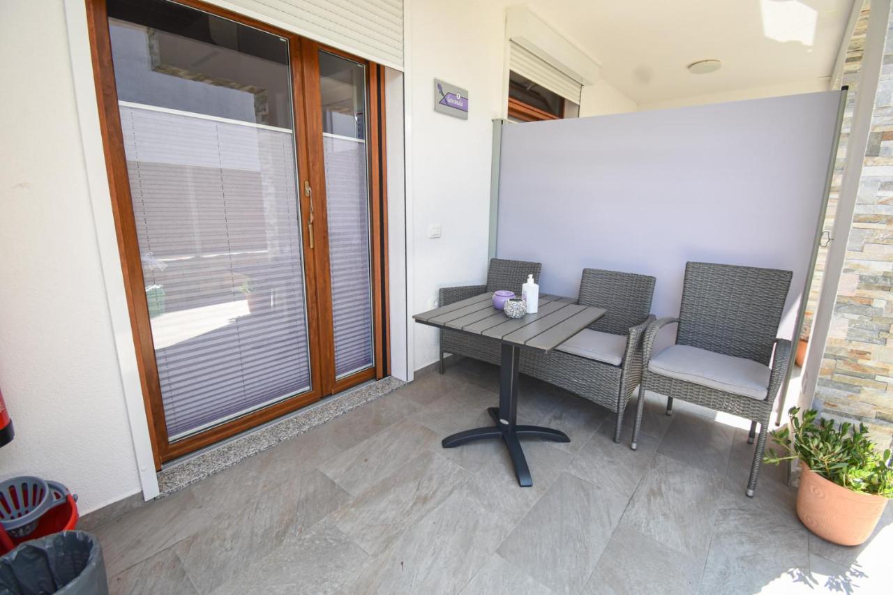 Apartmaji Sobe Zvezda Pobegi Exterior foto